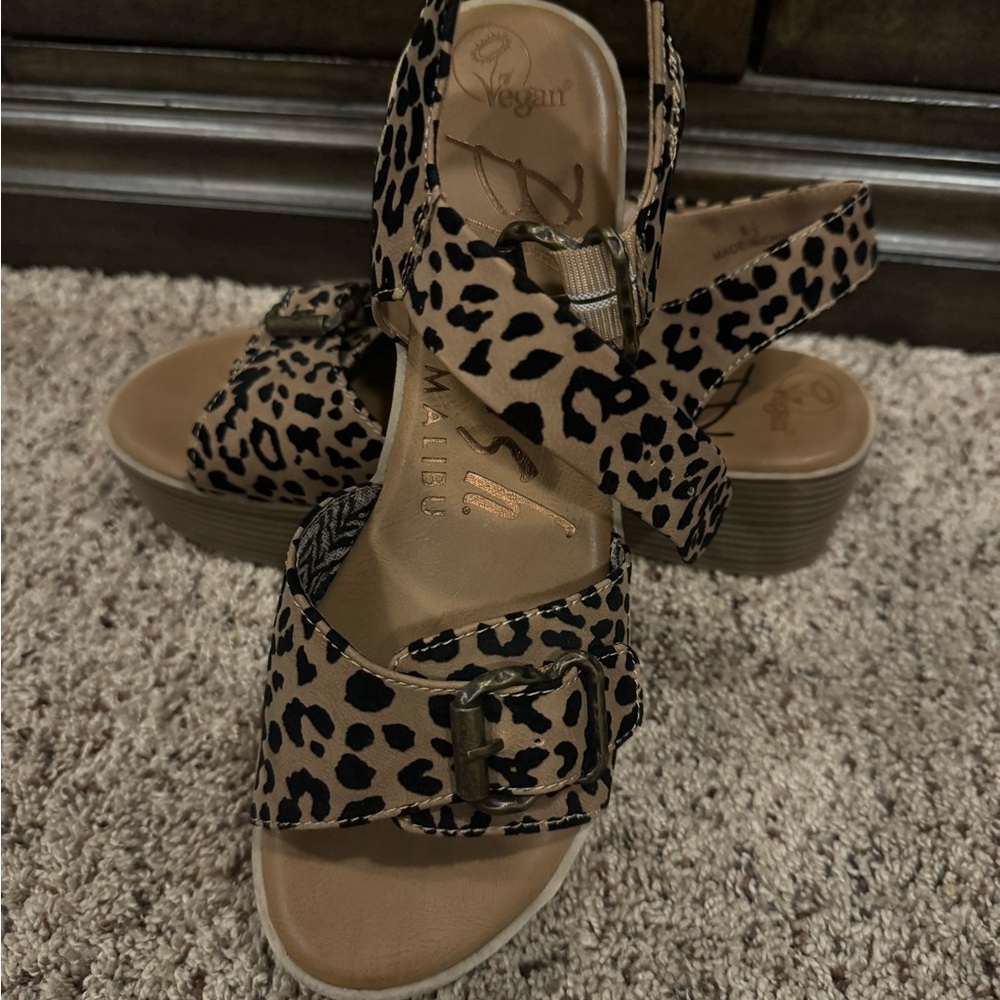 Blowfish -  ( Leopard slingback buckle sandal ) Vegan Leather